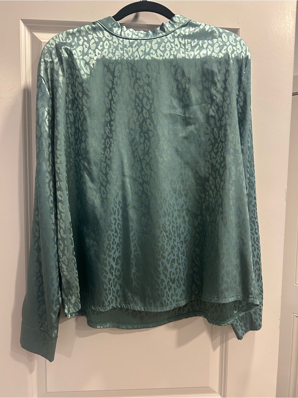 SHEIN Teal Satin Leopard-Jacquard Long Sleeve Blouse